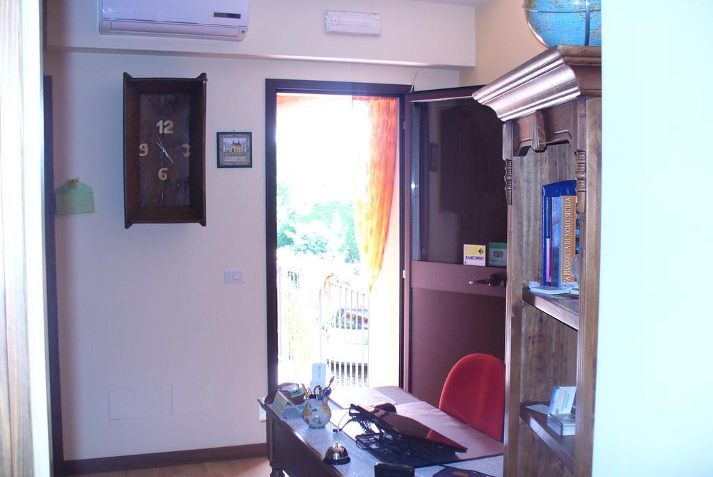 Bed and Breakfast Etma SantʼAlfio Exterior foto